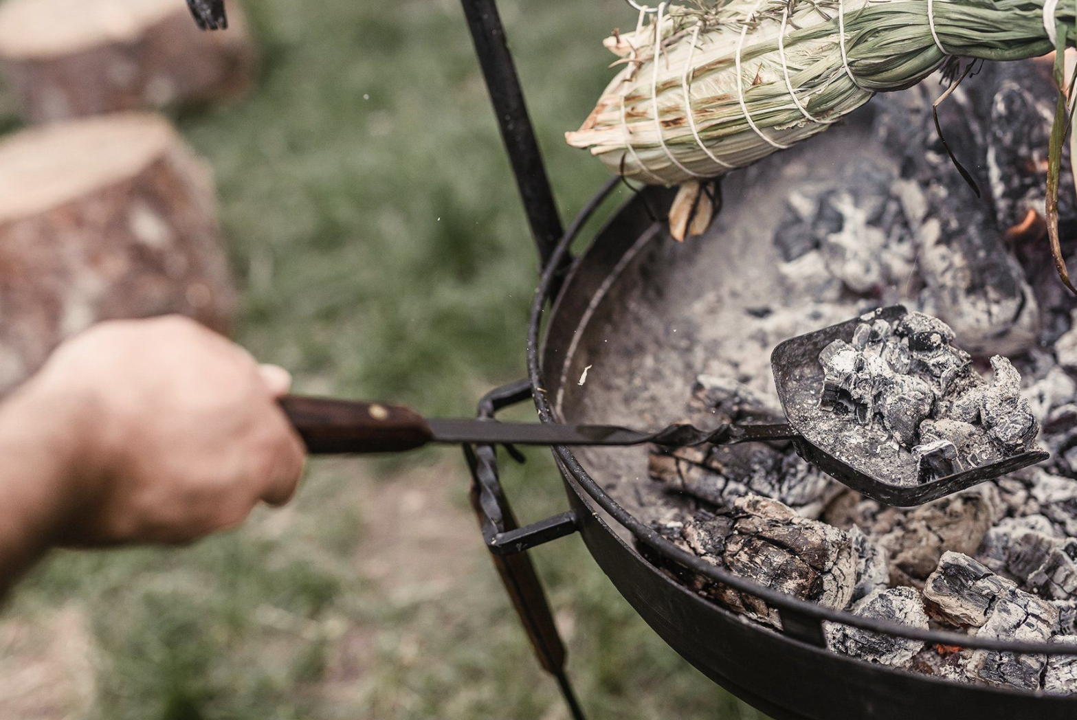 2E9959A4-F323-4BD6-B2F4-442CCE7DC438