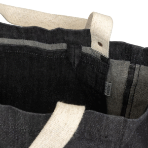 98674351-4AF6-4175-9749-674A67E1E58A