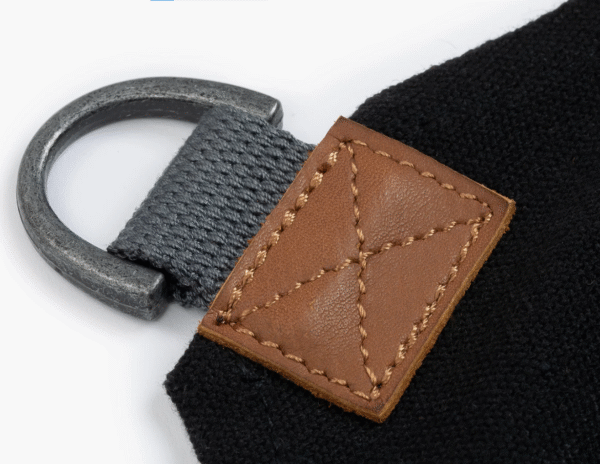 B5153EB5-543F-4BDD-A687-E642993AFF89