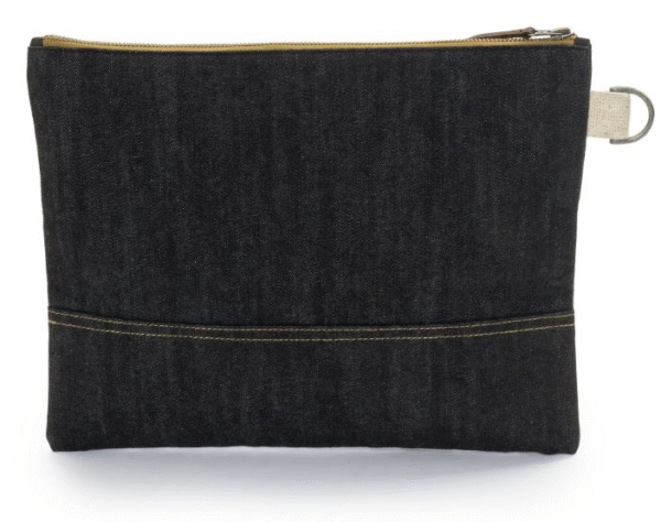 F4AAB382-7CEF-46E8-9691-E4A2A196F66D